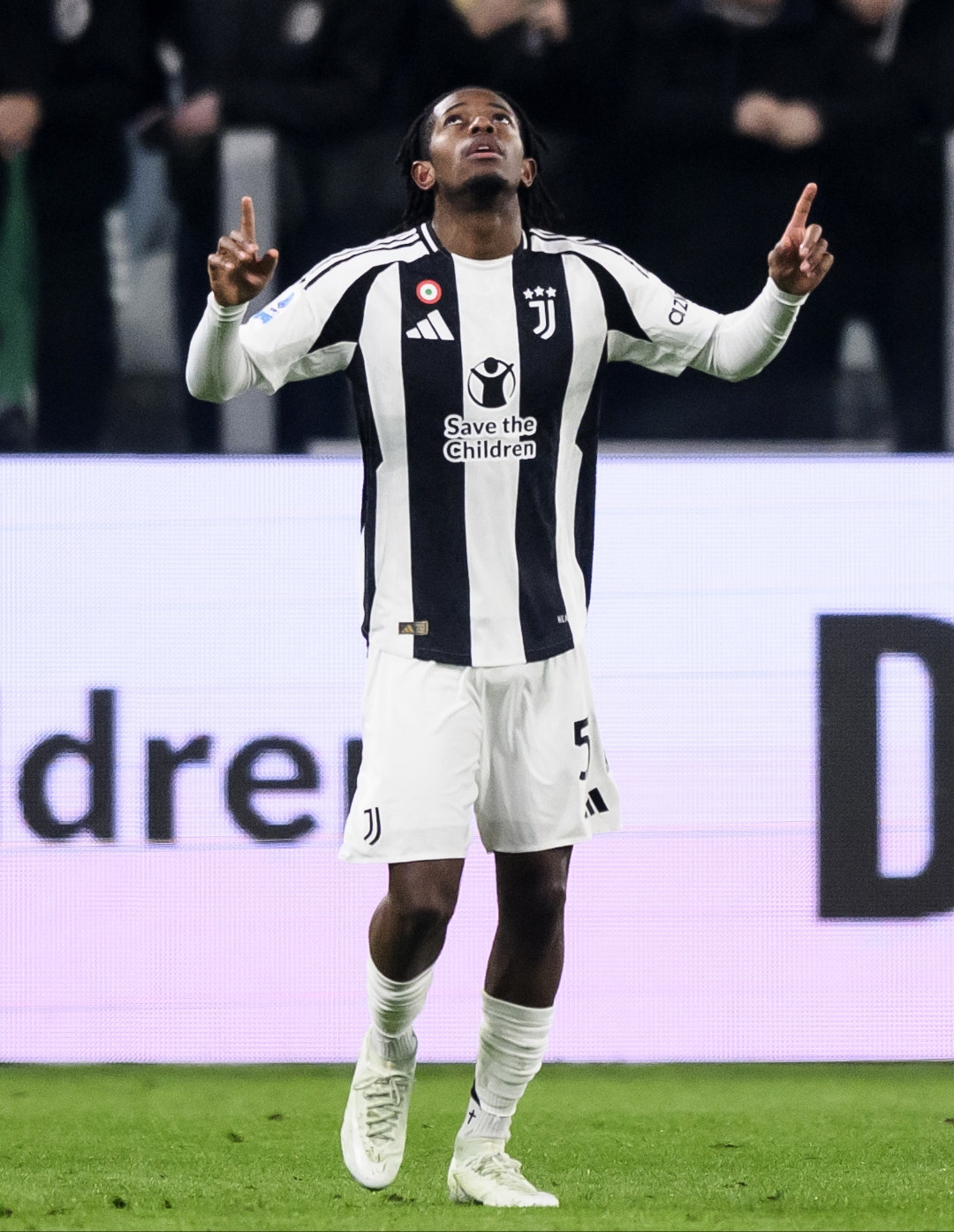 包含里程碑夜AC米兰状态回暖；足总杯今晨刷纪录；赛场秩序良好；资深球员宣示担当的词条-牛牛官网入口