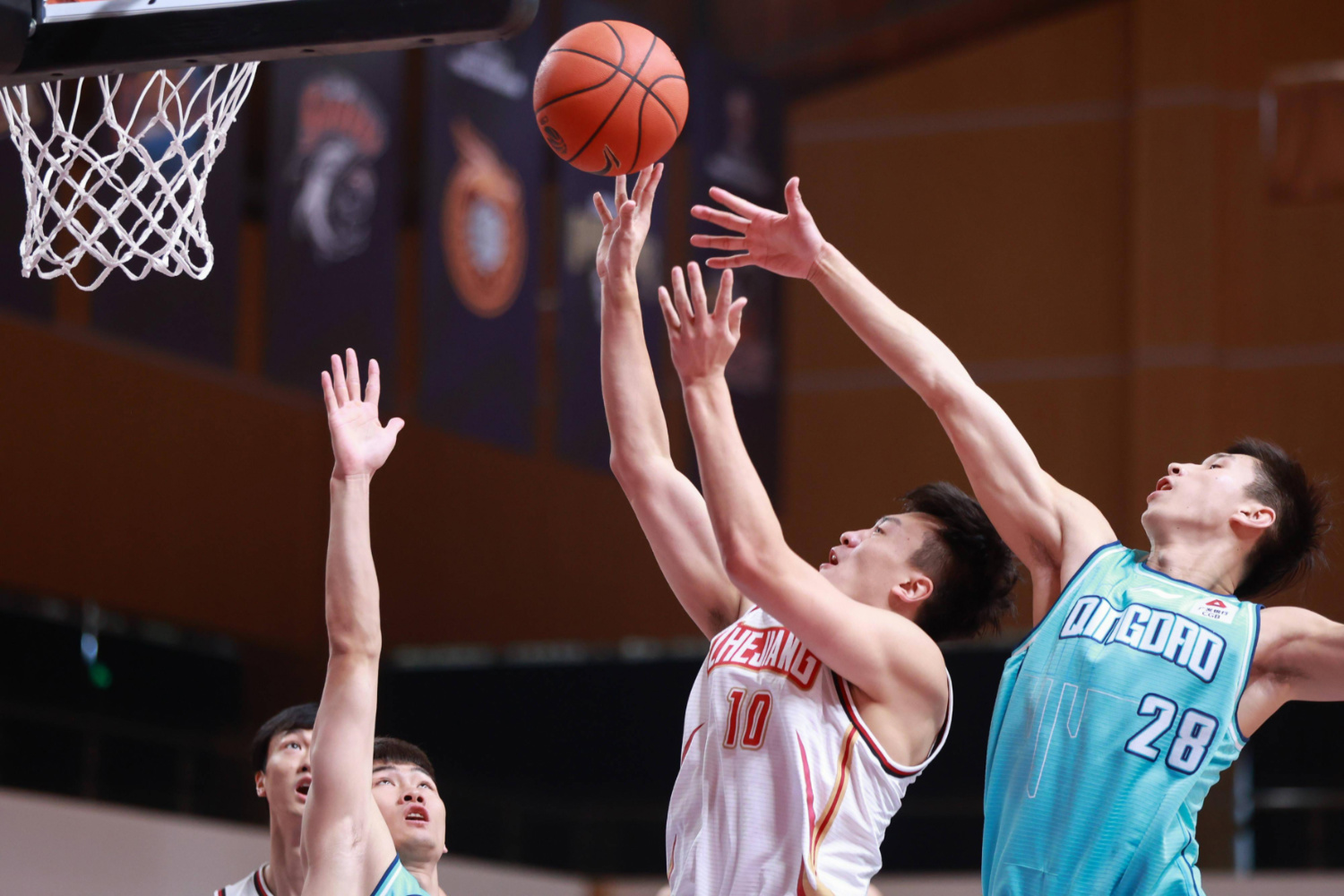 清晨NBA季后赛焦点战，浙江队防线松动，信心回归，身体对抗强度拉满(孙颖莎乒超联赛回放)-牛牛娱乐平台